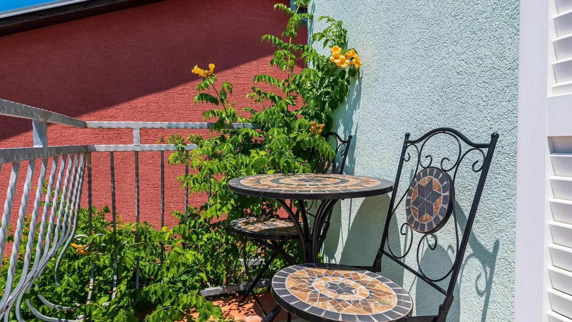 Beautiful Holiday Home With Private Pool, Nice Garden With Relax Area, Taverne Maslenica